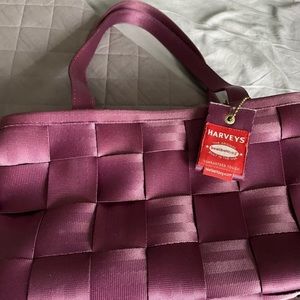 EUC Harvey’s Seatbelt Bag Large Satchel